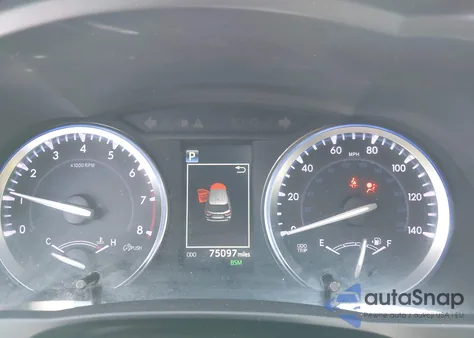 2017 Toyota Highlander Xle z USA, uszkodzony, nr VIN 5TDKZRFH8HS511061